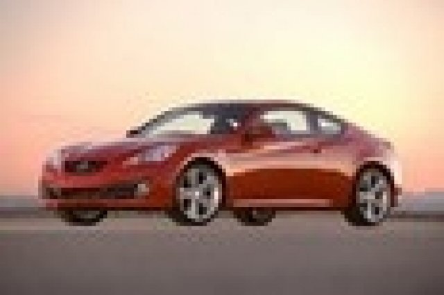 Hyundai представя купето Genesis пред тунери