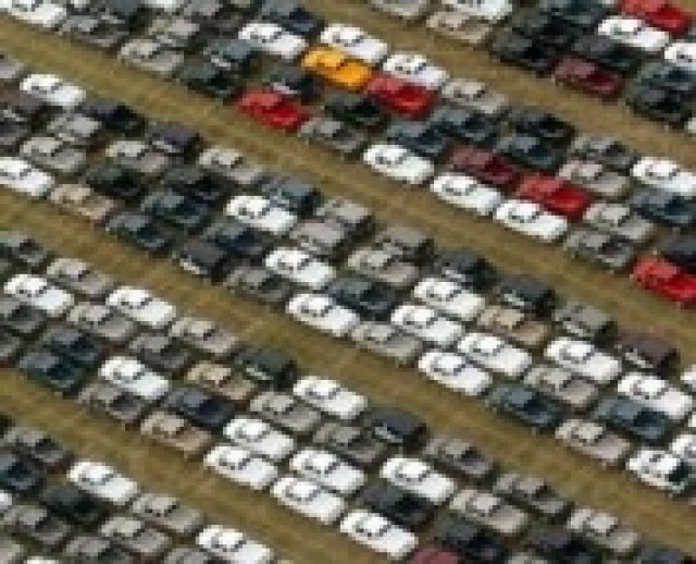 Кризата заплашва цялата автомобилна индустрия