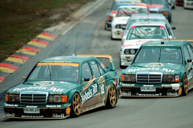 Mercedes почете DTM легенда (ВИДЕО)