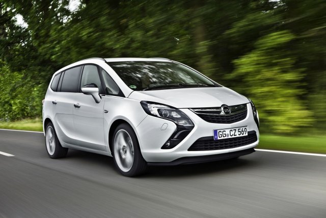 Zafira Tourer на природен газ показа Opel