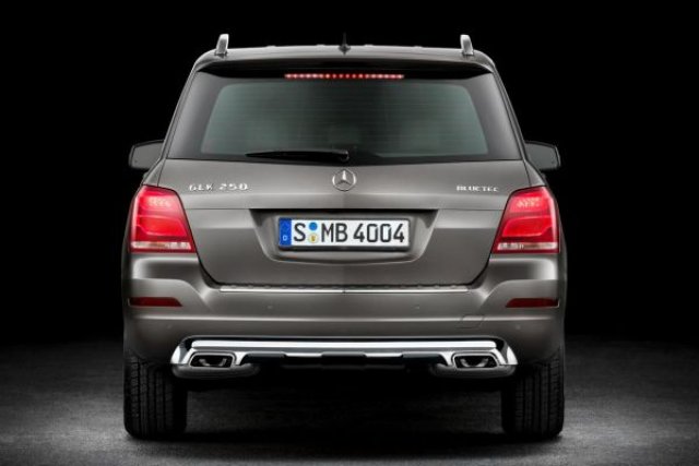 Дизелгейт плъзна и към Mercedes