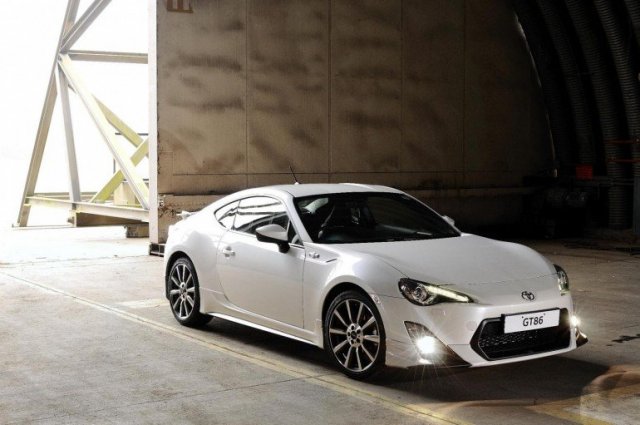 Следващата Toyota GT86 ще ползва шасито на Mazda MX-5