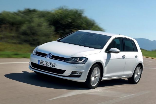 Volkswagen Golf VII се прицели в милиона