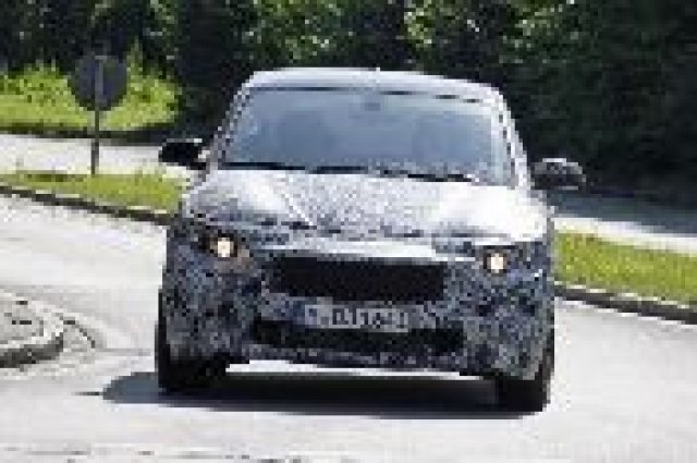BMW ускорява разработката на модел с предно предаване