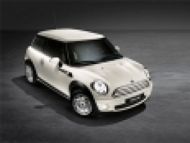 MINI с по-мощни и икономични двигатели