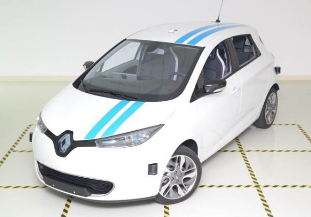 Безпилотна система на Renault работи като професионален пилот (ВИДЕО)