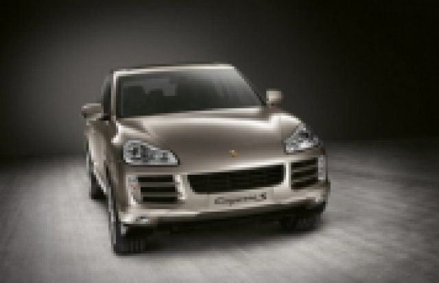 Porsche подготвя малък SUV модел