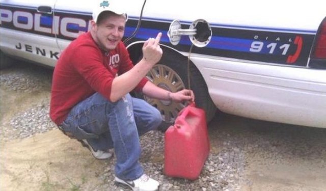 Полицията в САЩ не си пада по шегите