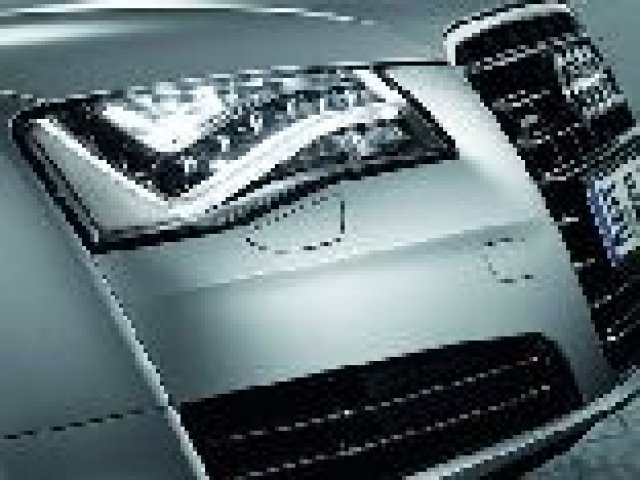 Новото Audi S8 с би-турбо от Bentley