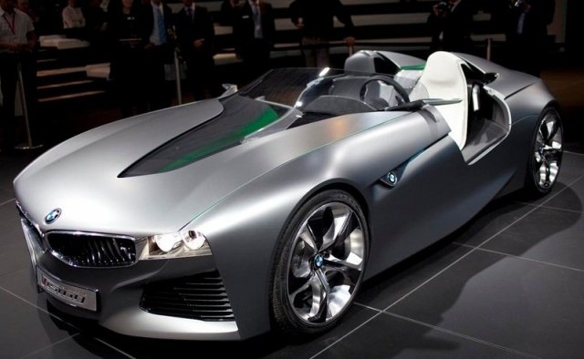 BMW засилва връзката автомобил-водач