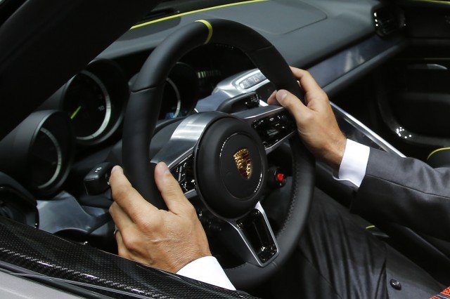 Porsche се цели в 15 нови пазара