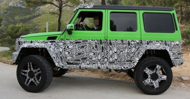 Mercedes-Benz тества странен G63 AMG