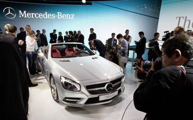 Mercedes-Benz SL дебютира в Детройт