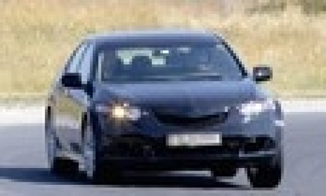 Honda подготвя новото поколение на Legend