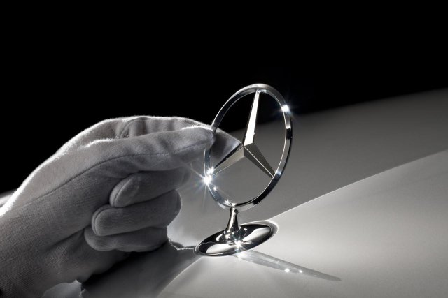 Mercedes е на път да изпревари BMW по продажби