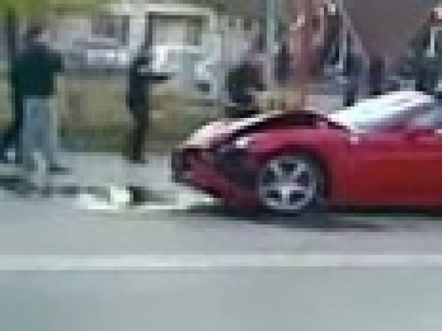 Ferrari VS Багер - последиците