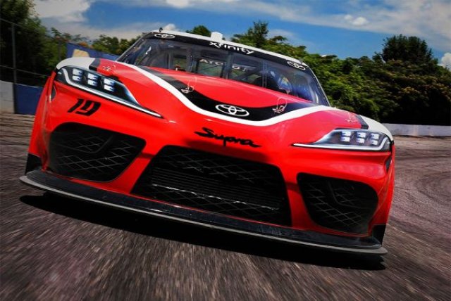 Toyota показа две версии на новата Supra