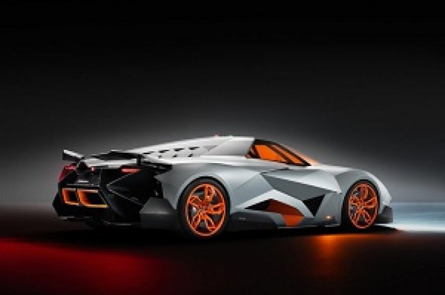 Егоистично Lamborghini за юбилея