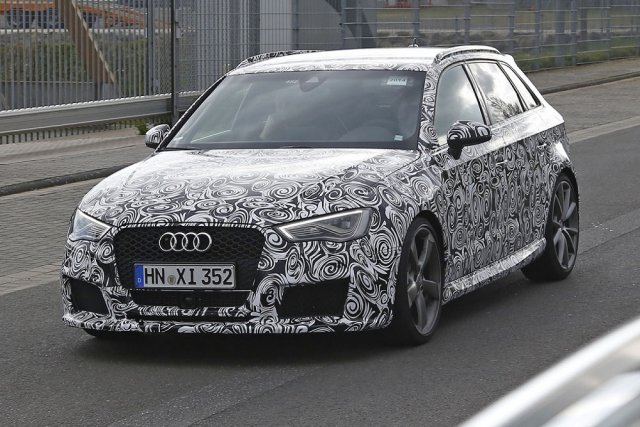 Audi RS3 ще има 2.0-литров двигател с 400 к.с.