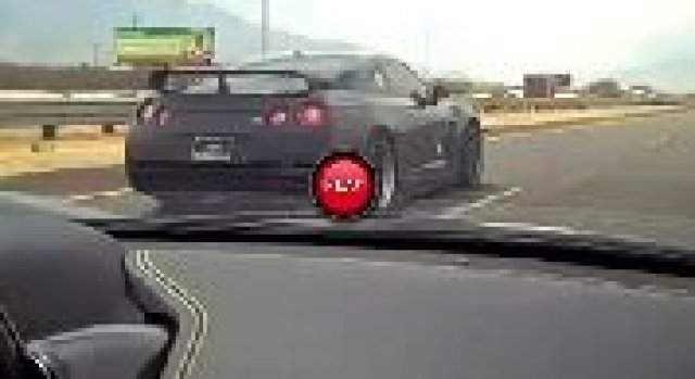 Видео - Nissan GT-R VS Ferrari 458 Italia