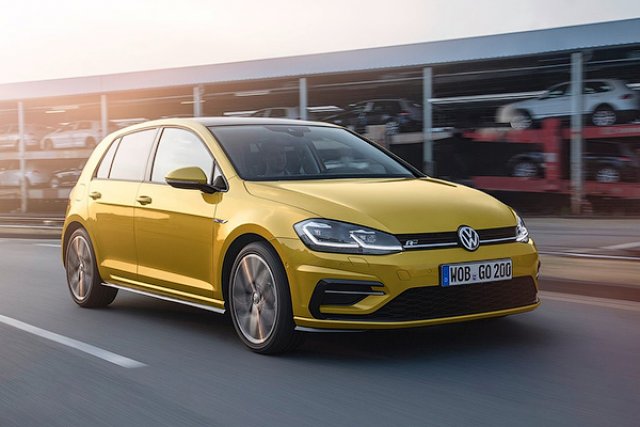 Обновеният VW Golf се командва с жестове 