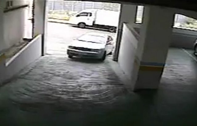 Да се блъснеш 3 пъти за 1 минута