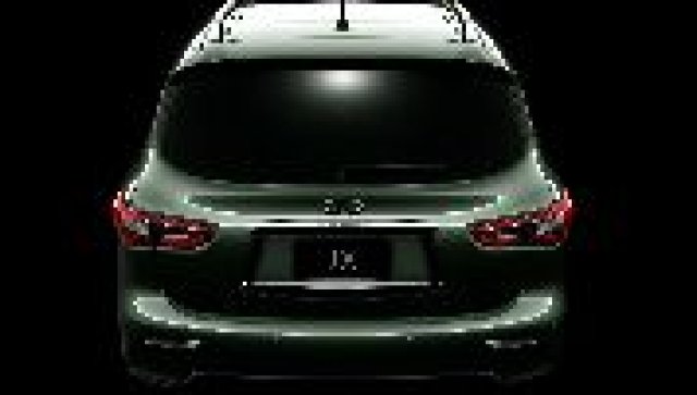 Infiniti JX отзад