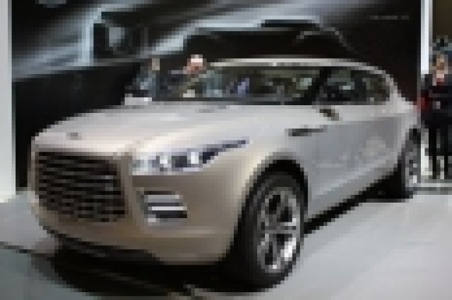 През май Aston Martin ще покаже още една Lagonda