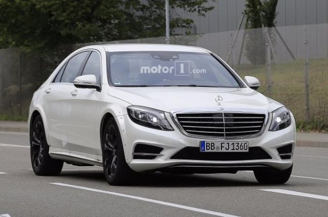 Следващият Mercedes S-Class излезе на пътя