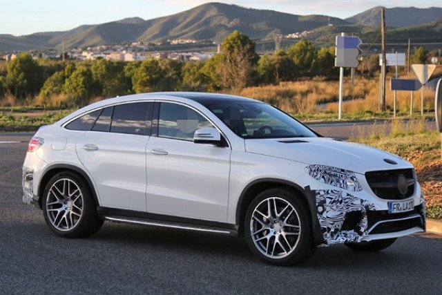 Конкурентът на BMW X6 от Mercedes-Benz свали маскировката