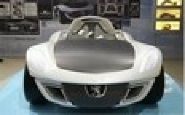 Peugeot Flux - модел пристигнал направо от видео игрите