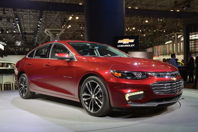 Хибридът Chevrolet Malibu постави рекорд по икономичност