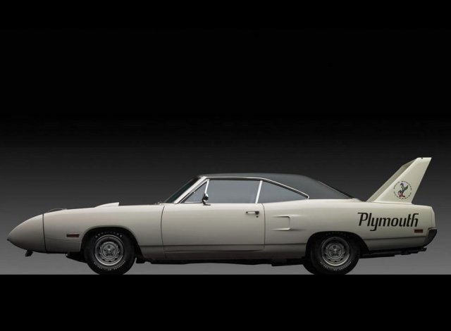 Road Runner Superbird излиза на търг
