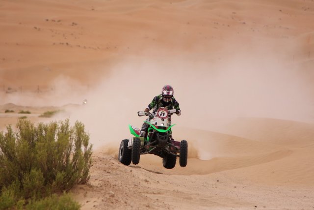 Тодорова с контузия на рали „Абу Даби“