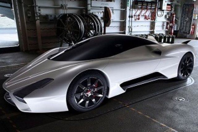 Tuatara хвърли ръкавица на Bugatti Veyron