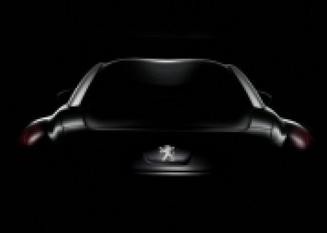 Първи официални тийзъри от Peugeot RCZ