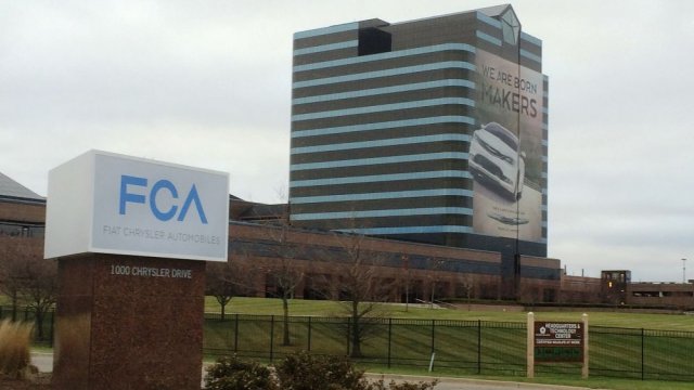 FCA ще плати над 700 милиона долара за мръсни дизели