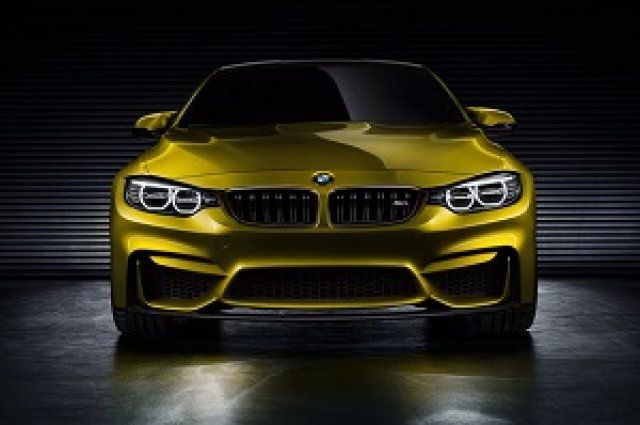 BMW пуска специално M4 за вековния си юбилей