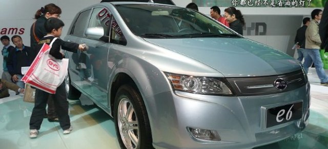 Продажбите в Европа падат за разлика от САЩ, Япония и Китай