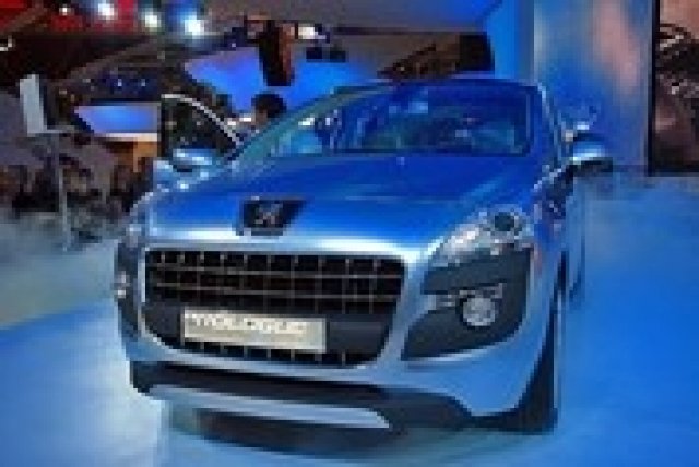 Peugeot представи хибридния Prologue в Париж