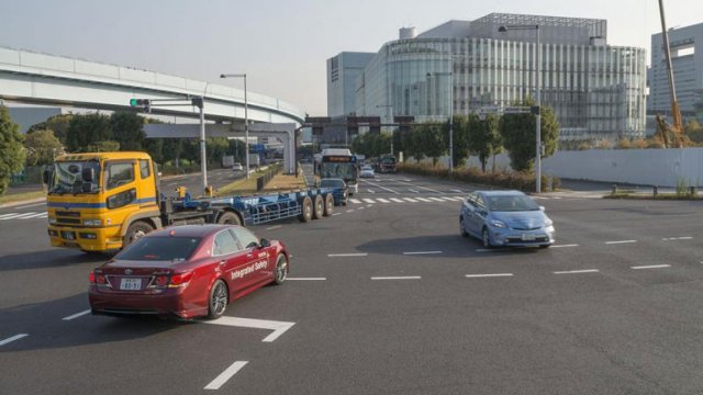 Toyota направи система за потискане на ускорението