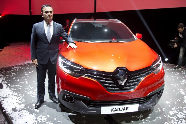 Renault удвоява заплатата на Госн