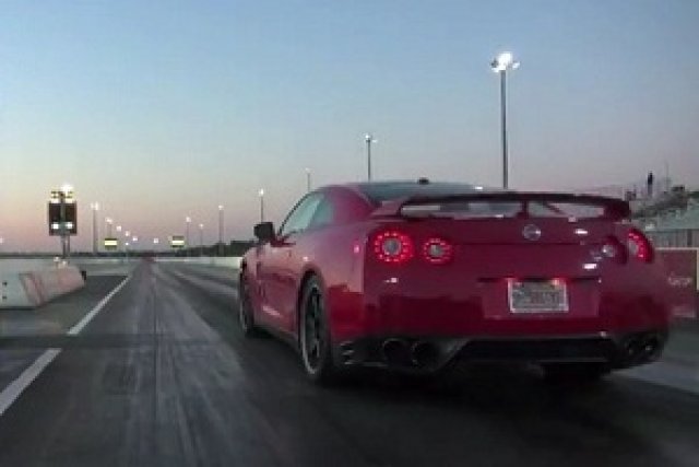 Годзила отново събра всички погледи