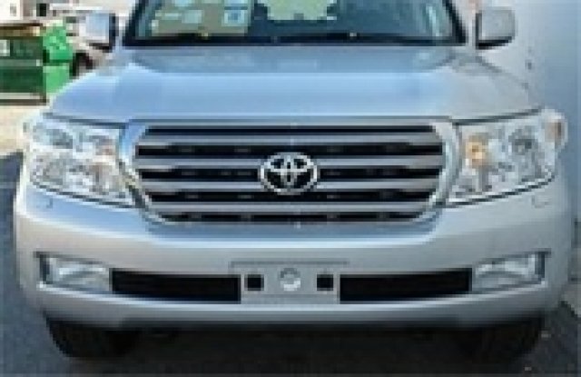 Toyota готви новото поколение на Land Cruiser