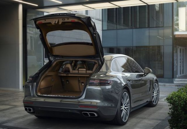Porsche оцени комбито Panamera на 97 600 евро (Видео)