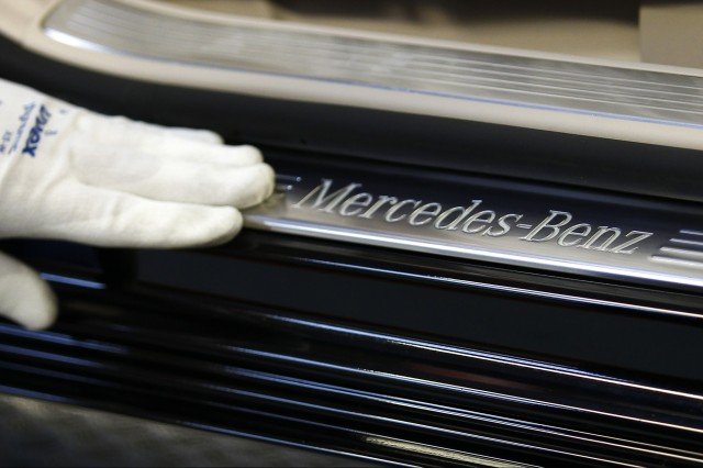 Моделната офанзива на Daimler се отплаща