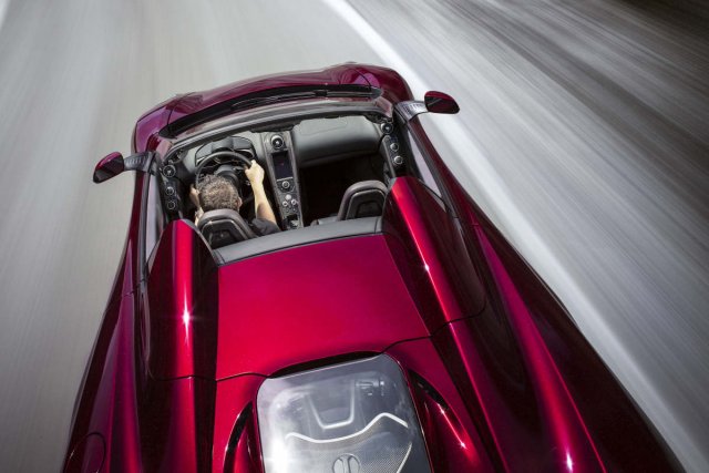 McLaren пуска „убиеца на Porshe 911” до 2 години