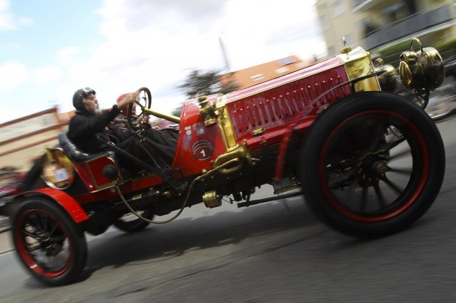 Вдигат чергилото на най-старата кола в България