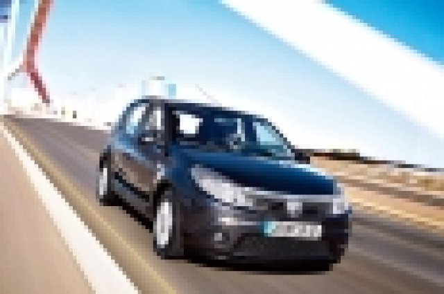 В Германия Dacia пуска Sandero и Logan MCV на газ