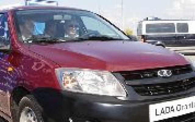 Путин едва запали новата Lada
